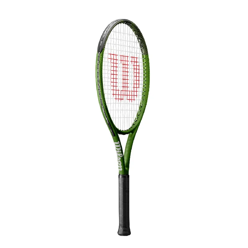 Blade Feel Comp Junior 26 Tennis Racket