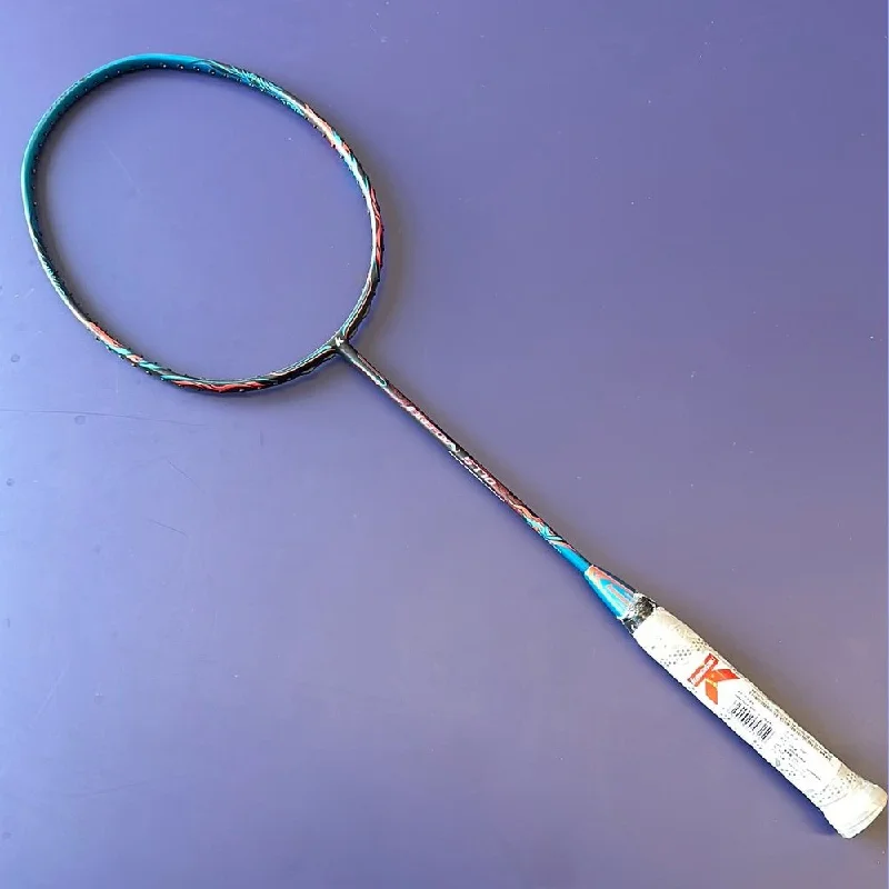 Kawasaki FIREFFOX 5770 Badminton Racket 87g max 26lbs